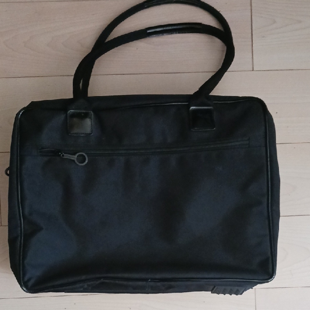 MAC Cosmetics Makeup Artist Travel Bag